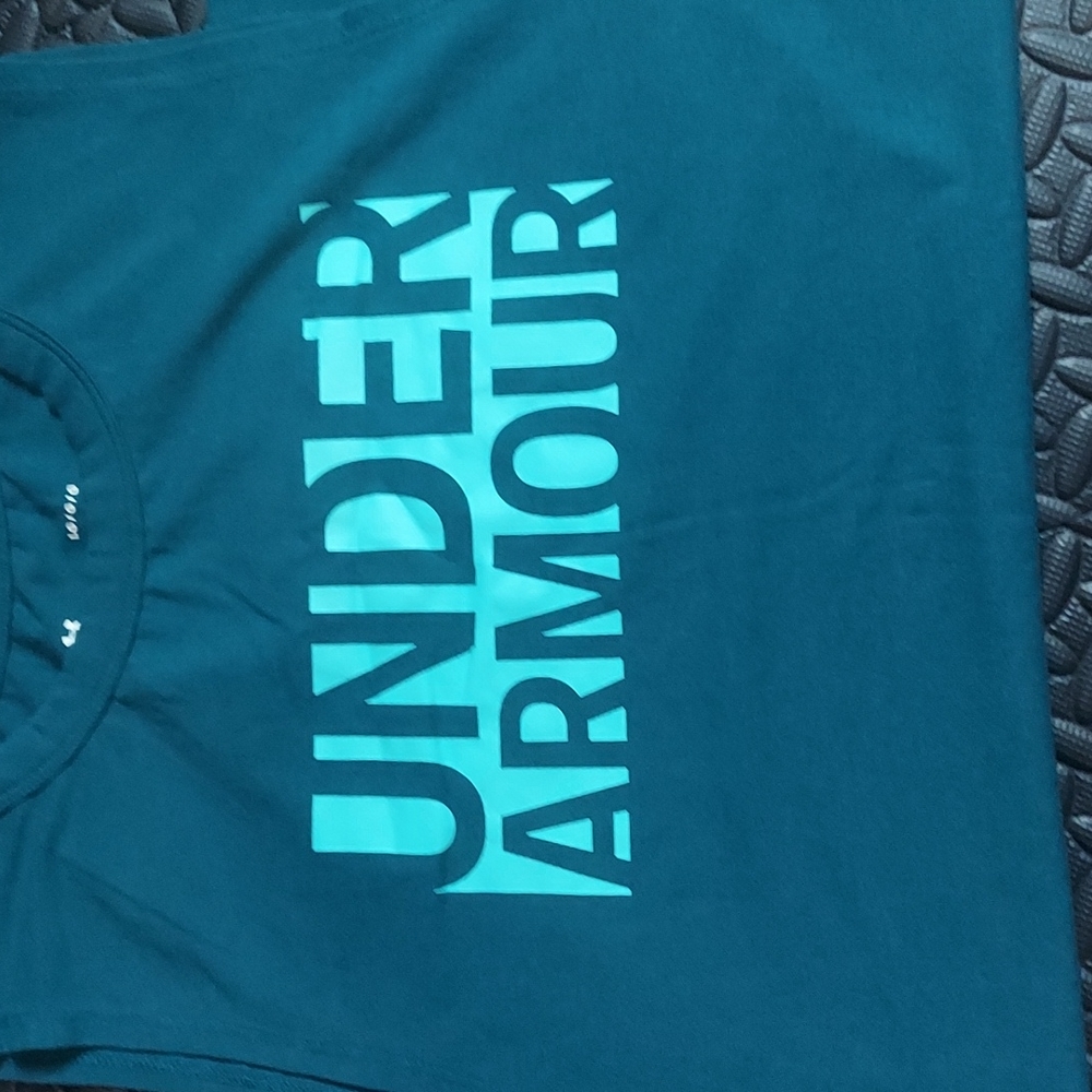 Under Armour  Top Cutoff Athletic Summer Shirt Casual Workout ,aqua color